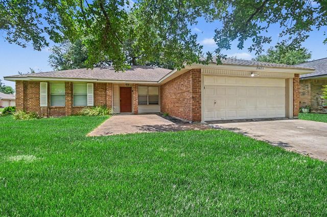 16715 Manowar Ln — Heritage Park Sec 09 R/P