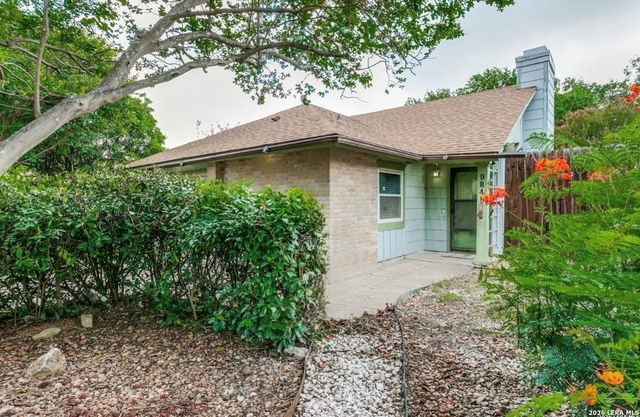 9848 Meadow Way — Meadow Hill