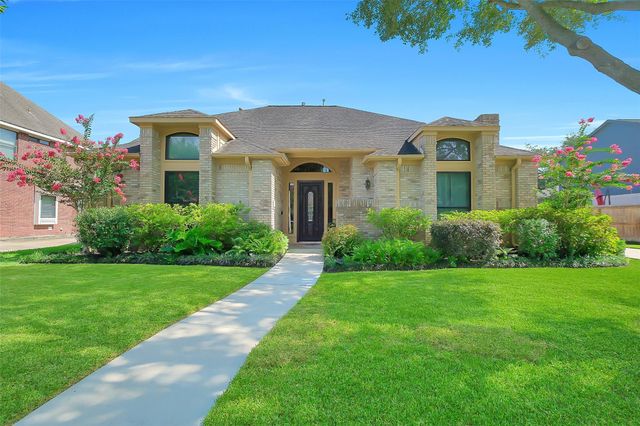 910 Millpond Dr — Sugar Mill Sec 3