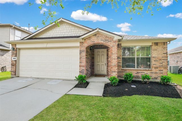 1015 Honeysuckle Vine Dr — River Run At The Brazos