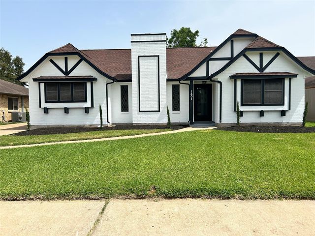 1601 Washington Dr — Park Meadows