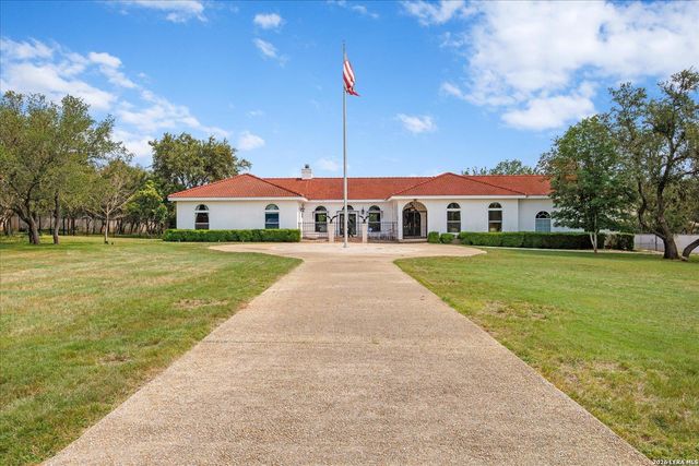 8413 Wembley — Fair Oaks Ranch