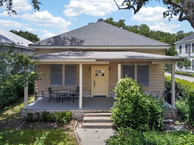 3310 Avenue O — Galveston Outlots