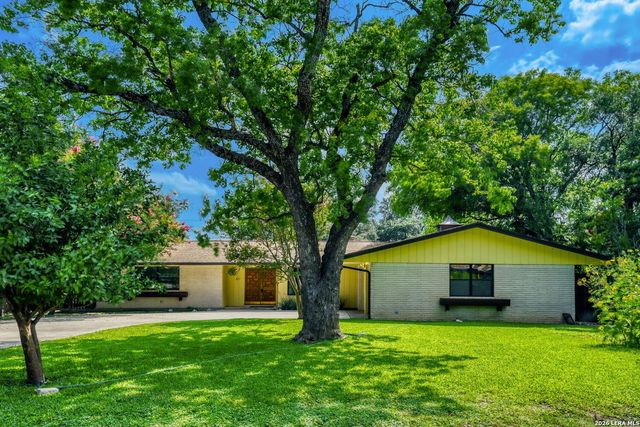 153 Trillium Ln — Castle Hills