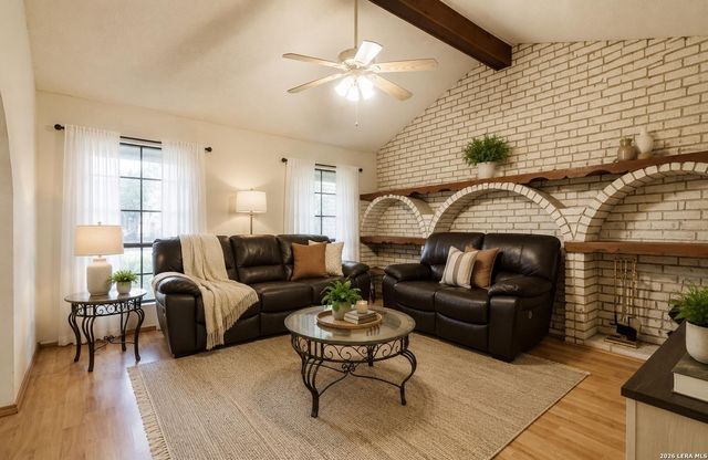 1107 E SAN ANTONIO ST — N/A