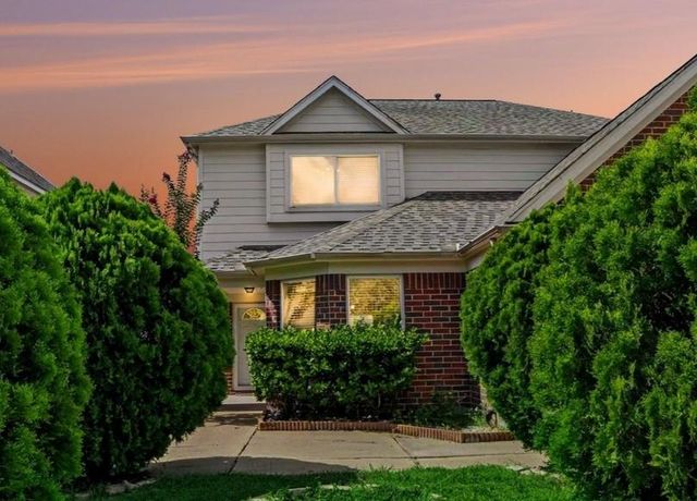 5622 Wasabi Ln — Springfield Estates