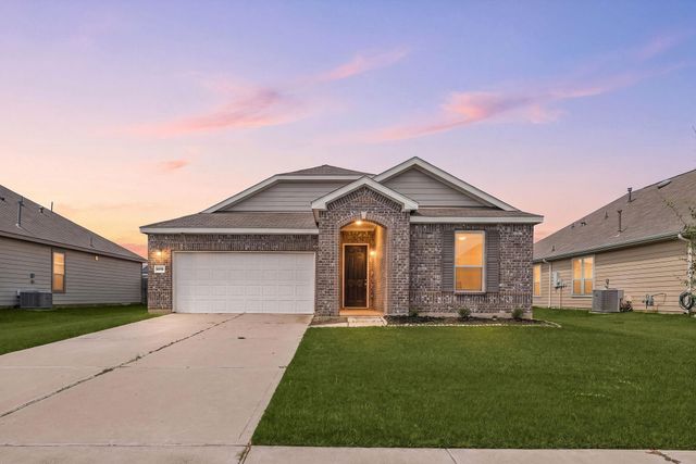 6015 Osprey Dr — Bryan Crossing Sec 1