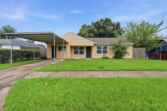 2311 Garvey Dr — Red Bluff Terrace Sec 05
