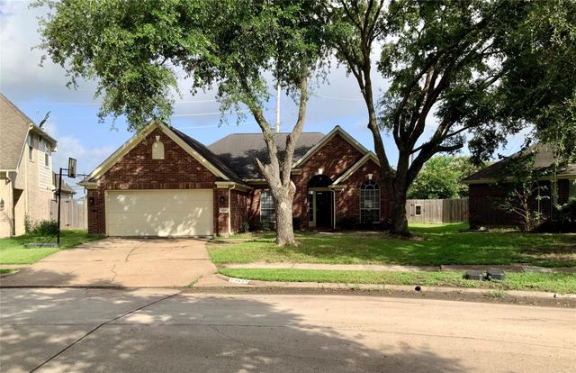 8219 Fox St — Country Meadows Sec 03