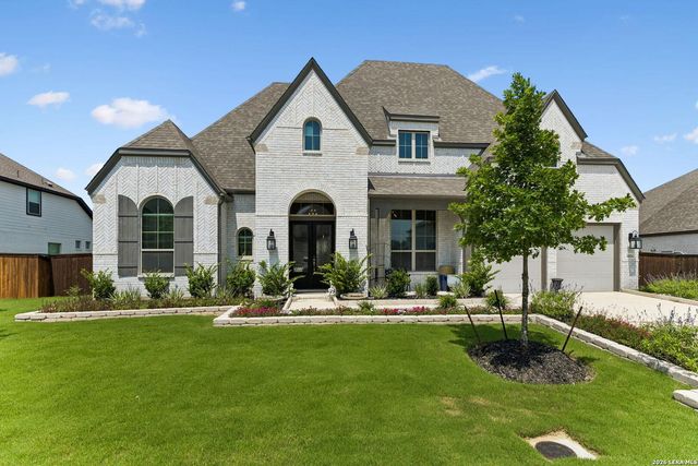 6826 Hallie — HALLIES COVE