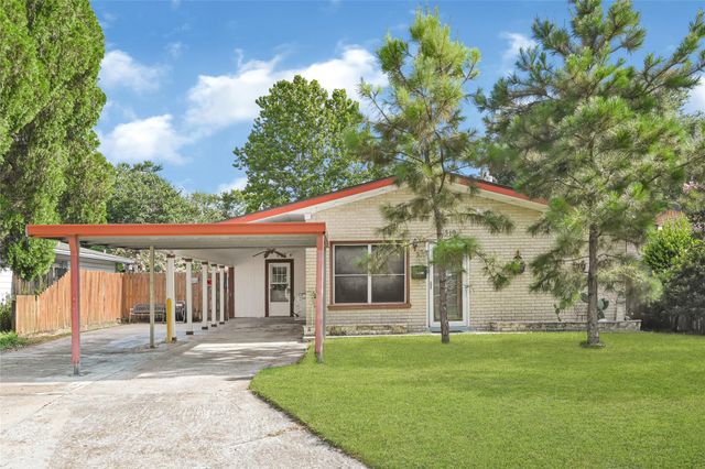 3319 Sophie Ann Dr — Bennett Estates Sec 01 R/P