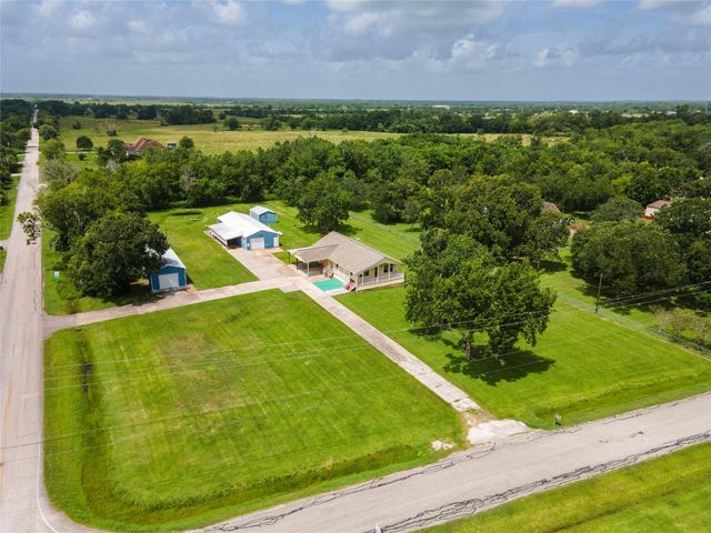 5710 County Road 166 — H T & B R R