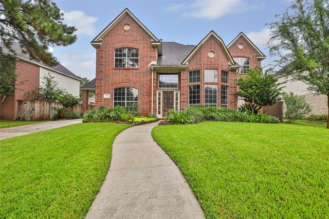3526 Whispering Brook Dr — Greentree Village Sec 07