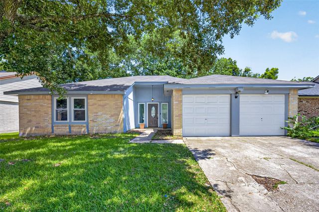 2527 Corral Trl — Heritage Park Sec 06