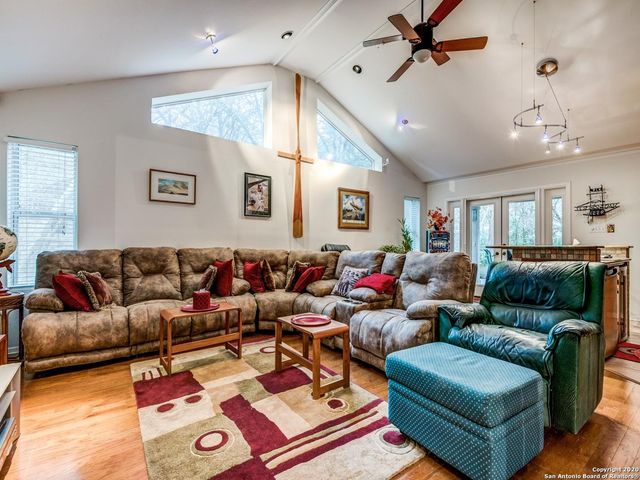 9611 AZALEA CIR — GARDEN RIDGE ESTATES