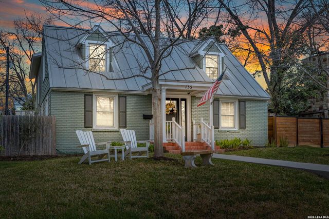 135 Blue Bonnet Blvd — ALAMO HEIGHTS