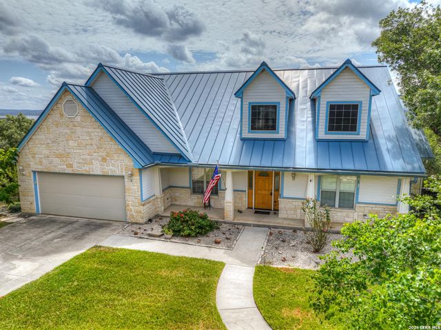163 RIEDEL LN — WOODLANDS