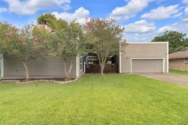 1217 Ivy Ave — Walker