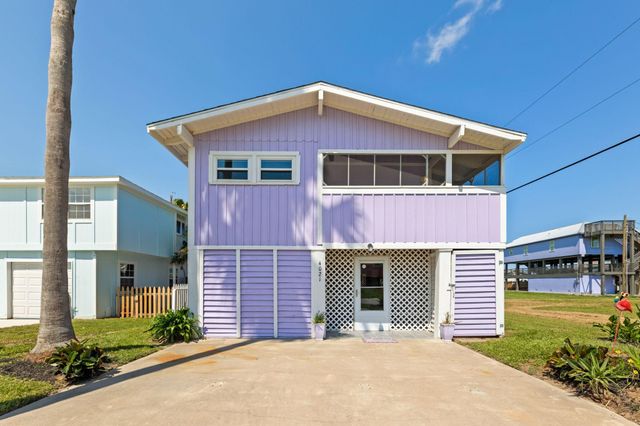 4021 Las Palmas St — Palm Beach