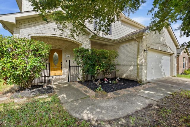 7910 Albatross Rd — Hunters Chase Sec 04