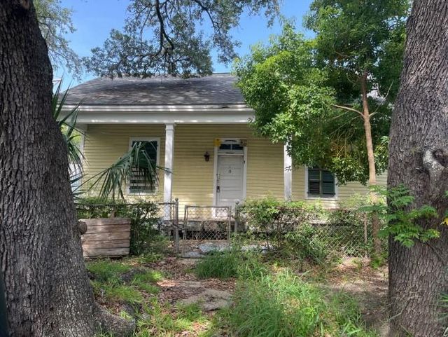 1220 34th St — Galveston Townsite