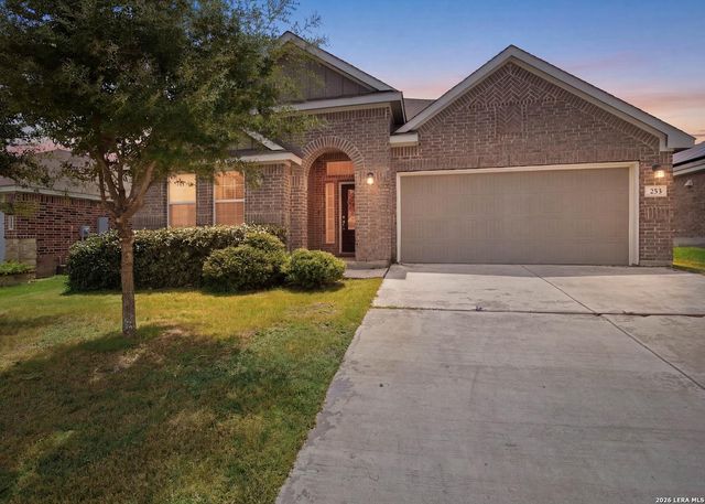 253 Holland Park — THE HEIGHTS OF CIBOLO