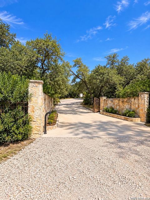 17631 FRANK MADLA RD — IH10 NORTH WEST / NORTHSIDE BO
