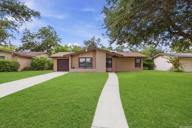 429 E WRIGHT BLVD — OLD ROSE GARDENSC