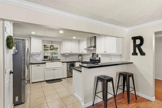1001 Joseph St — Satsuma Place Sec 02