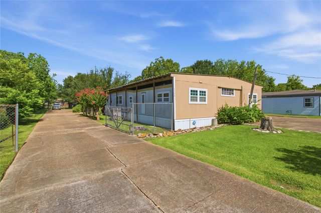 2704 sinclair St — Spencer Hwy Gardens Sec 02
