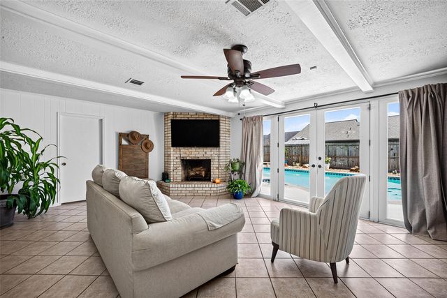 4810 Pocahontas Dr — Parkgate North