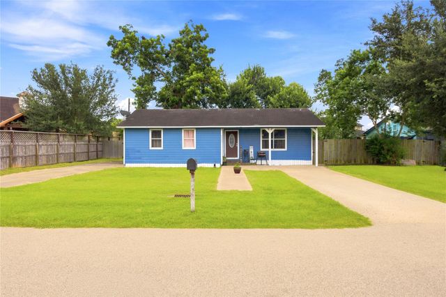 9326 Montgomery Ln — Spenwick Place Sec 01