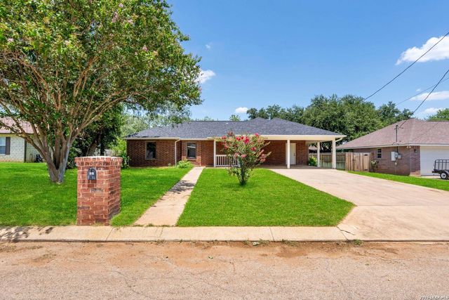 109 Windcrest — Northcrest