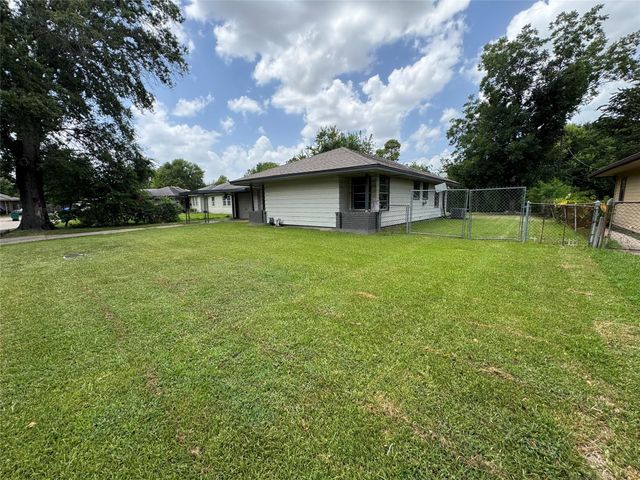 311 Alta Vista Dr — Alta Vista Terrace