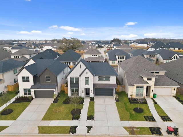10923 Spring Wind Dr — Sienna 50'