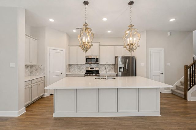 2135 Creekside Breeze Dr — Sienna Sec 27