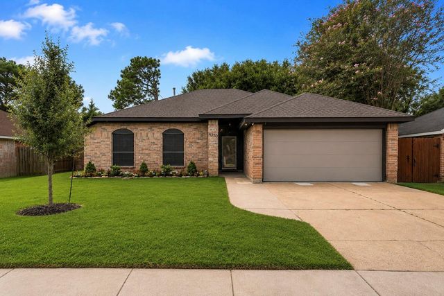 4330 Glen Avon Dr — Village Grove
