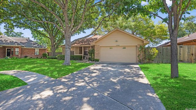 1508 Greenwood — Silvertree Park