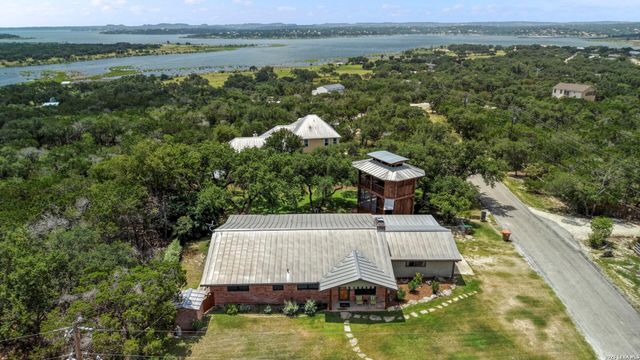 1746 Cattail — CANYON LAKE SHORES