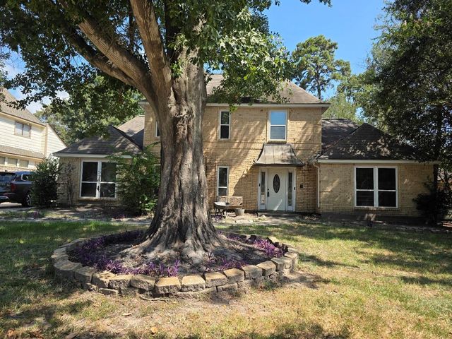 8119 Rebawood Dr — Pinehurst Atascocita