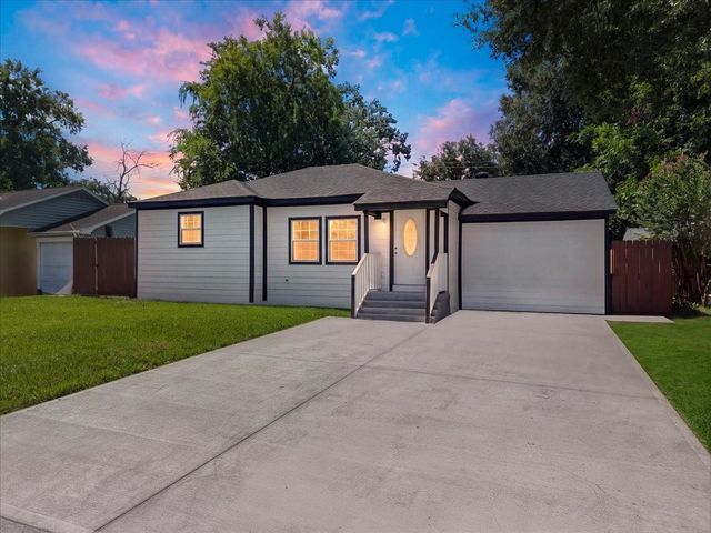 1105 W Ellaine Ave — Sunset Terrace Sec 01