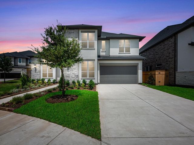 2722 Crown Ridge Dr — Sienna