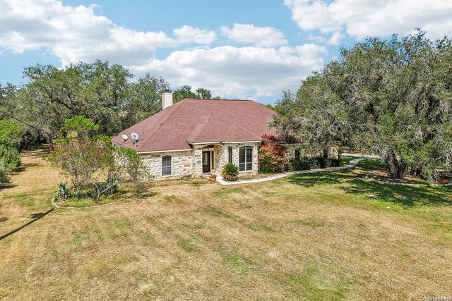 108 Medora Branch — ABREGO LAKE