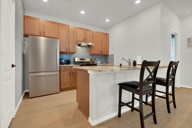 22307 Hawberry Blossom Ln — Oakwood