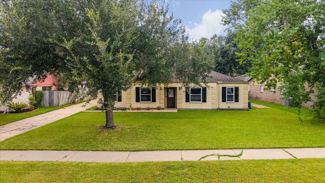 15811 Wandering Trl — Wedgewood Village Sec 03