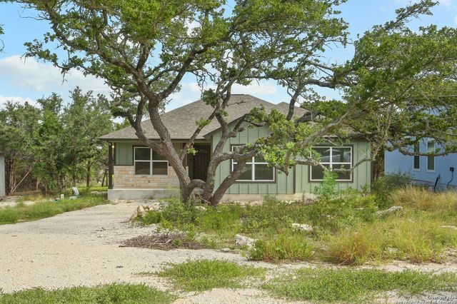150 Hill Dr — LAKE OF THE HILLS