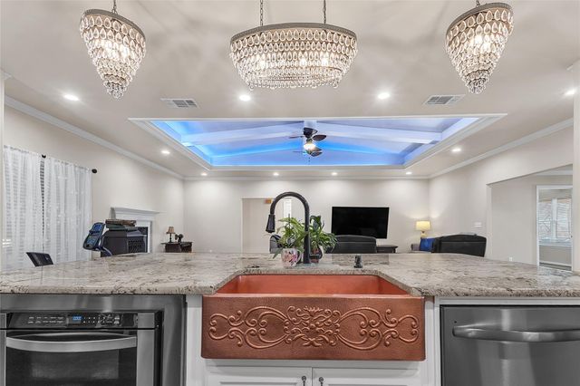 10056 Wild Rose Cir — Lakeview Estates Sub