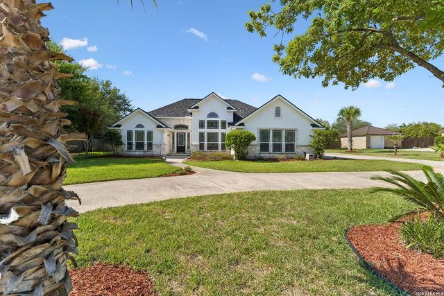 1611 Embassy Dr — JAMESTOWN II