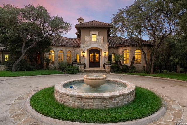 107 Geddington — BENTLEY MANOR