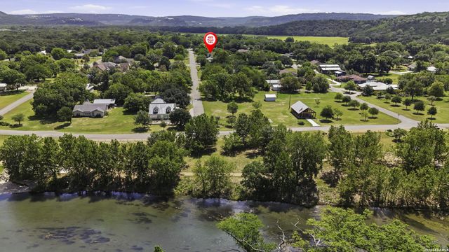 485 Pecan Falls — HORSESHOE FALLS